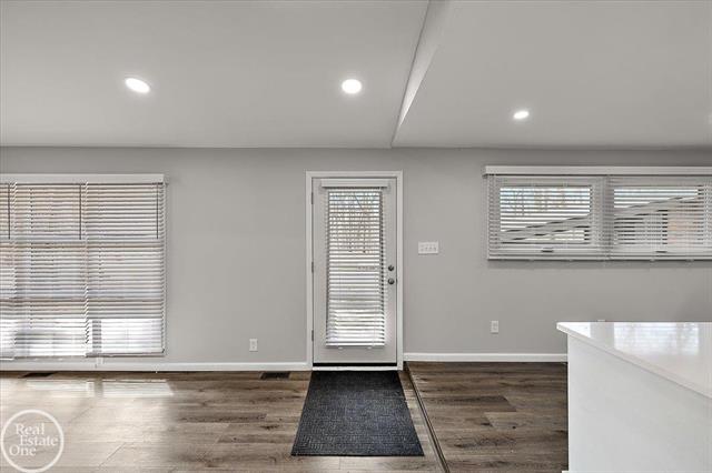 Builiding view twelve for 1765 E Predmore, Oakland, MI. 48363