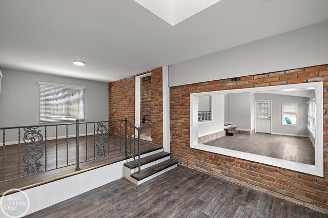 Builiding view twenty four for 1765 E Predmore, Oakland, MI. 48363