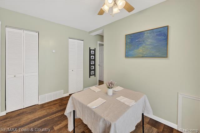 Builiding view eleven for 109 N Corbin, Holly, MI. 48442