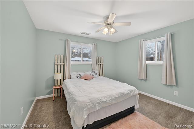 Builiding view seventeen for 109 N Corbin, Holly, MI. 48442