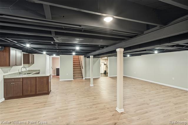 Builiding view eight for 108 Menasha, Lake Orion, MI. 48362