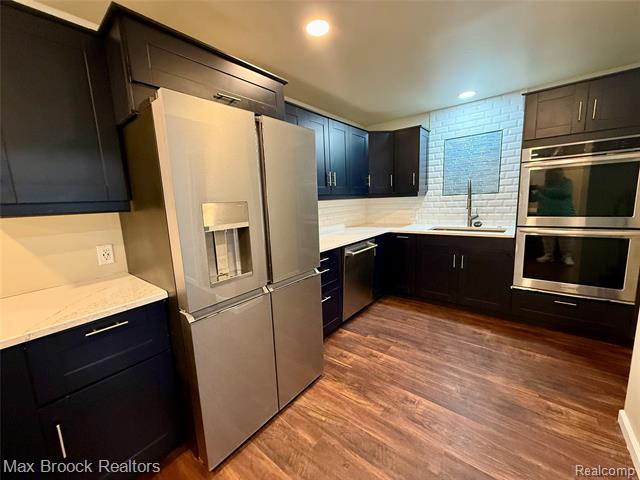 Builiding view four for 1146 S Long Lake, Lake Orion, MI. 48362