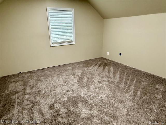 Builiding view seventeen for 1146 S Long Lake, Lake Orion, MI. 48362