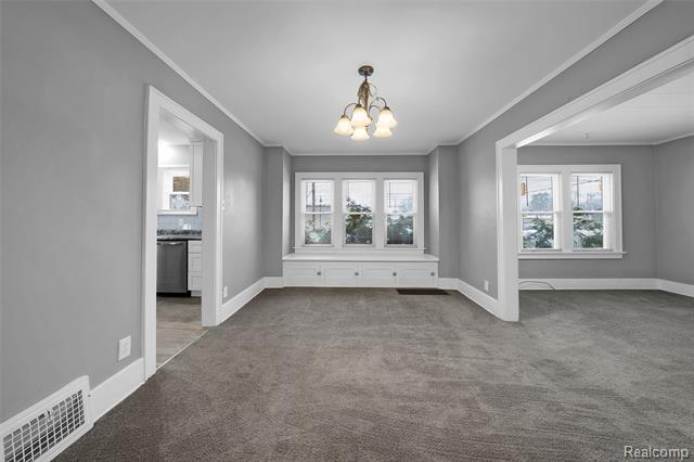 Builiding view eighteen for 433 N Saginaw, Holly, MI. 48442