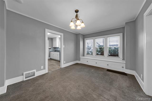 Builiding view fifteen for 433 N Saginaw, Holly, MI. 48442