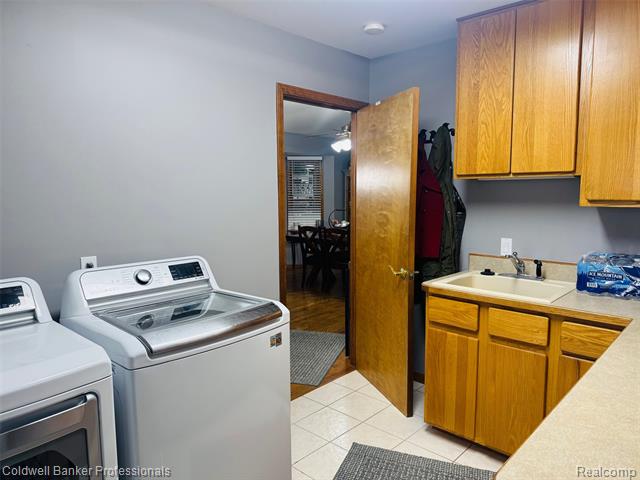 Builiding view eleven for 412 Rosette, Holly, MI. 48442