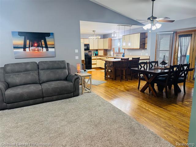 Builiding view one for 412 Rosette, Holly, MI. 48442