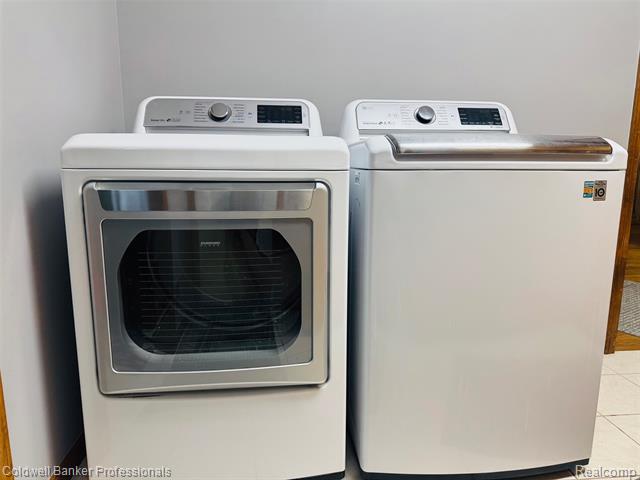 Builiding view thirteen for 412 Rosette, Holly, MI. 48442