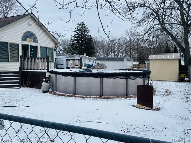 Builiding view twenty seven for 412 Rosette, Holly, MI. 48442