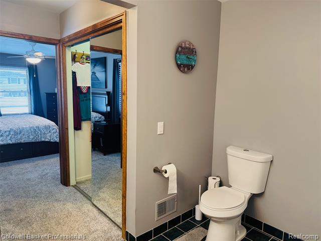 Builiding view twenty two for 412 Rosette, Holly, MI. 48442