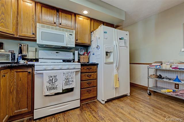 Builiding view fifteen for 4830 Stanton, Oxford, MI. 48371