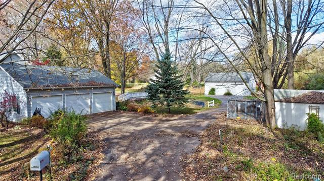 Builiding view fifty one for 4830 Stanton, Oxford, MI. 48371