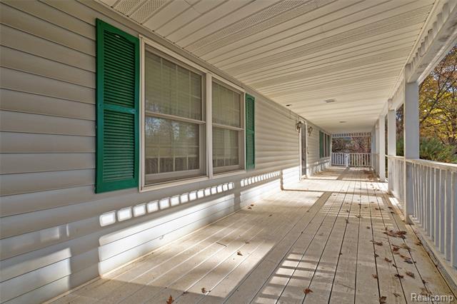 Builiding view five for 4830 Stanton, Oxford, MI. 48371