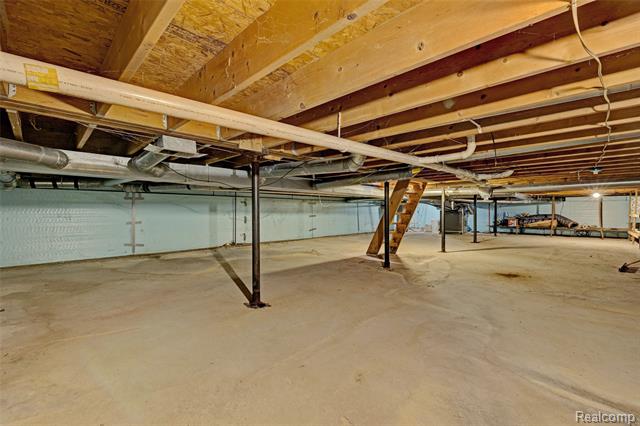 Builiding view forty four for 4830 Stanton, Oxford, MI. 48371