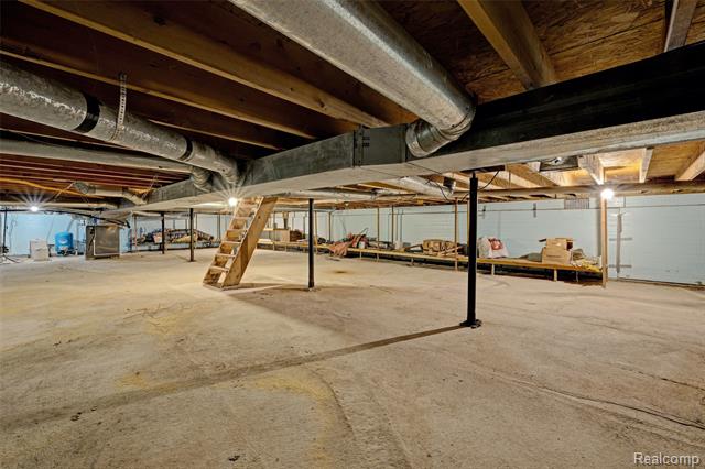 Builiding view forty three for 4830 Stanton, Oxford, MI. 48371