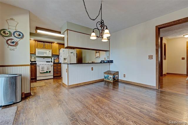 Builiding view fourteen for 4830 Stanton, Oxford, MI. 48371