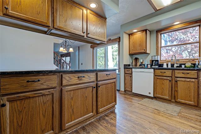 Builiding view seventeen for 4830 Stanton, Oxford, MI. 48371