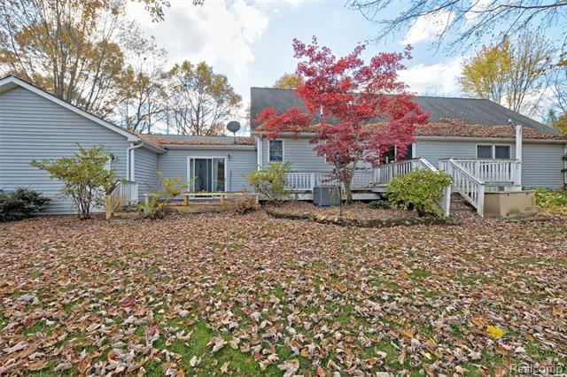 Builiding view seventy seven for 4830 Stanton, Oxford, MI. 48371