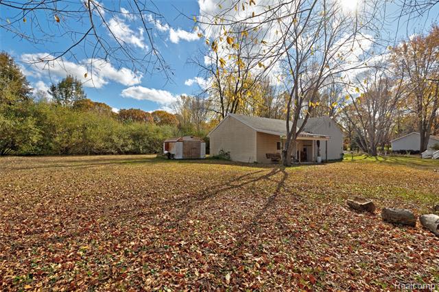 Builiding view seventy three for 4830 Stanton, Oxford, MI. 48371