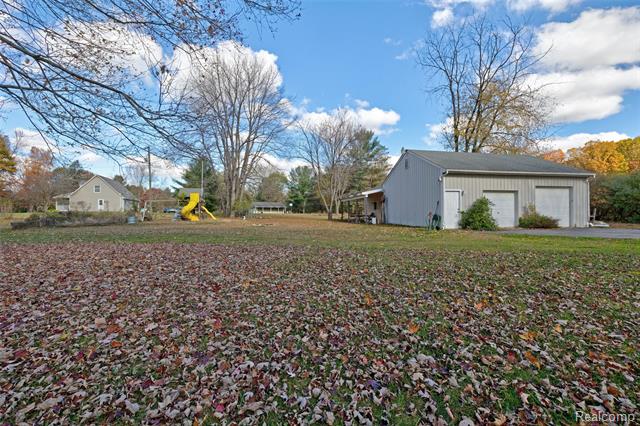 Builiding view seventy two for 4830 Stanton, Oxford, MI. 48371