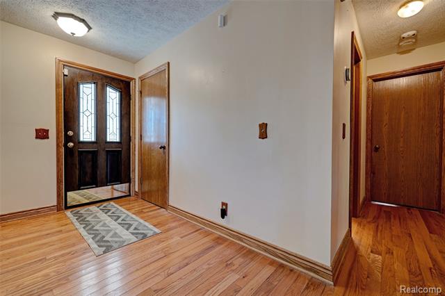 Builiding view six for 4830 Stanton, Oxford, MI. 48371