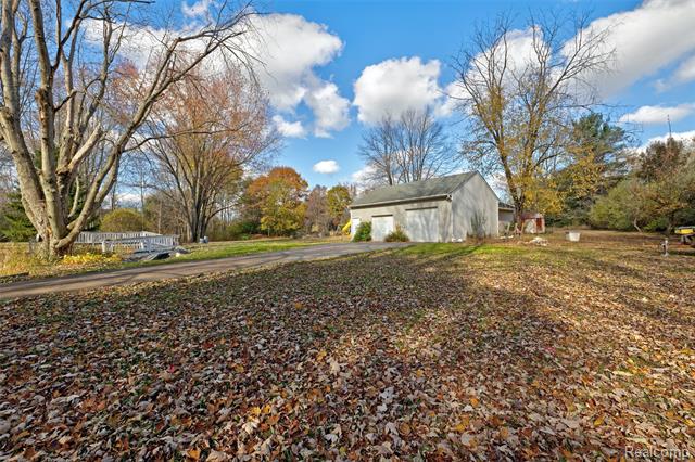 Builiding view sixty five for 4830 Stanton, Oxford, MI. 48371