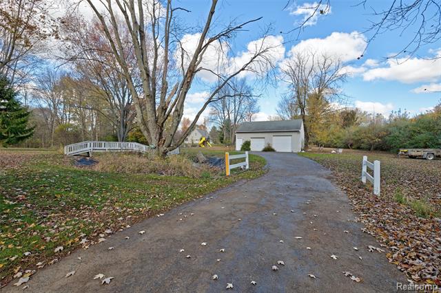 Builiding view sixty four for 4830 Stanton, Oxford, MI. 48371