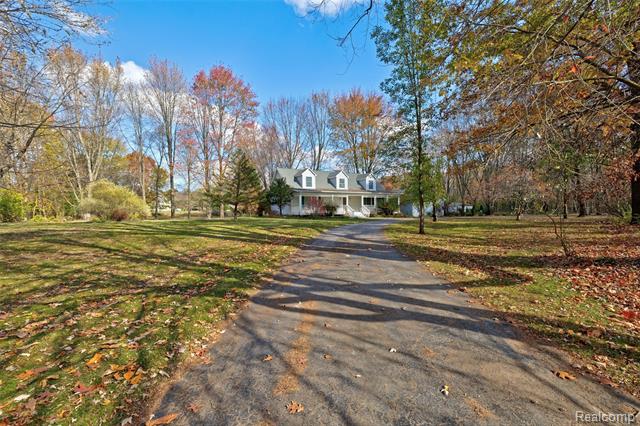 Builiding view sixty one for 4830 Stanton, Oxford, MI. 48371