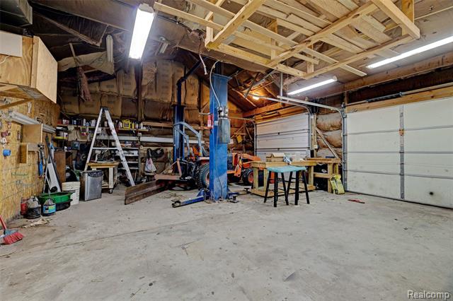 Builiding view sixty seven for 4830 Stanton, Oxford, MI. 48371