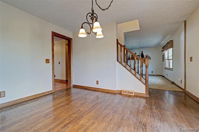 Builiding view thirteen for 4830 Stanton, Oxford, MI. 48371