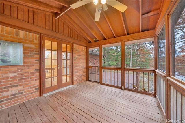 Builiding view fifty one for 75 Ridgemont, Oxford, MI. 48370