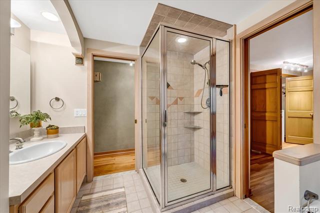 Builiding view forty five for 75 Ridgemont, Oxford, MI. 48370