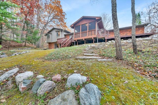 Builiding view sixty three for 75 Ridgemont, Oxford, MI. 48370