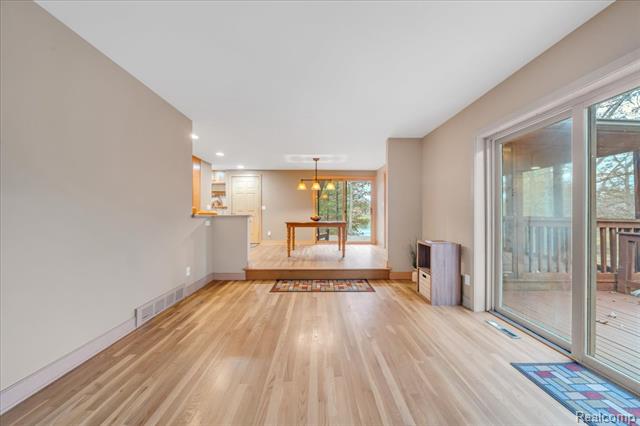 Builiding view thirteen for 75 Ridgemont, Oxford, MI. 48370