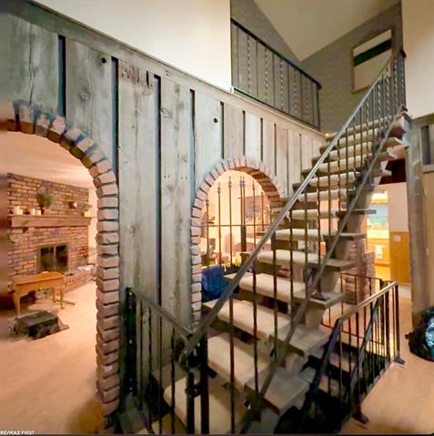 Builiding view nineteen for 1185 Barr, Oxford, MI. 48370