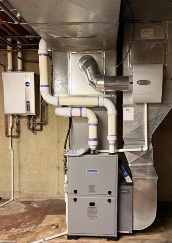 Builiding view twenty eight for 1185 Barr, Oxford, MI. 48370