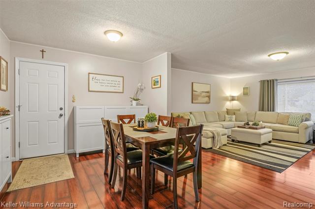 Builiding view eight for 311 Teelin, Oxford, MI. 48371