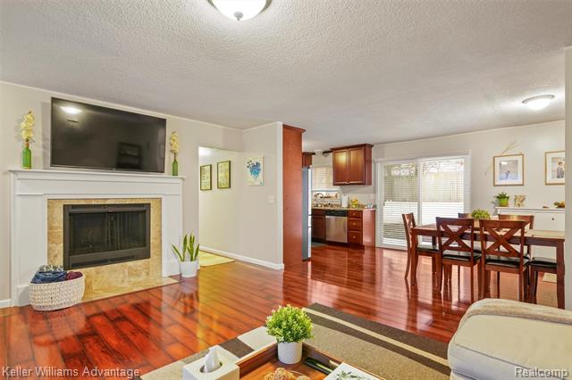 Builiding view seven for 311 Teelin, Oxford, MI. 48371