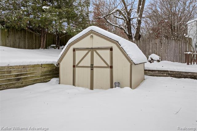 Builiding view thirty one for 311 Teelin, Oxford, MI. 48371