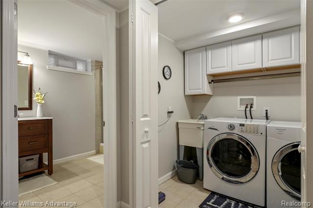 Builiding view twenty eight for 311 Teelin, Oxford, MI. 48371