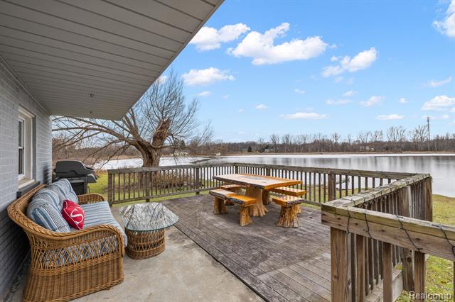 Builiding view eleven for 3529 Lakeview, Ortonville, MI. 48462