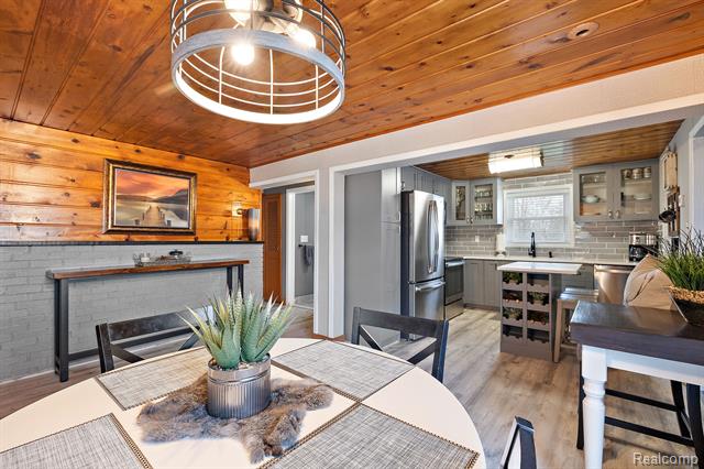 Builiding view nineteen for 3529 Lakeview, Ortonville, MI. 48462