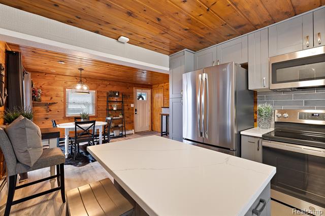 Builiding view twenty three for 3529 Lakeview, Ortonville, MI. 48462