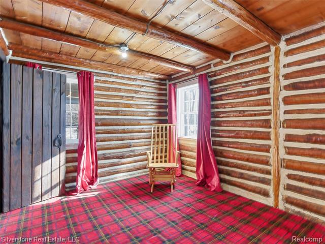 Builiding view nineteen for 2098 Dunwoodie, Ortonville, MI. 48462