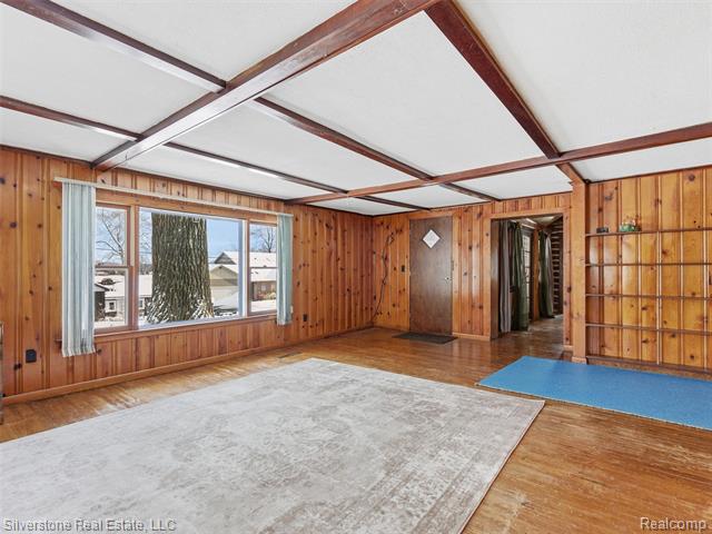 Builiding view seven for 2098 Dunwoodie, Ortonville, MI. 48462