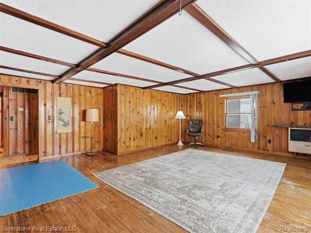 Builiding view six for 2098 Dunwoodie, Ortonville, MI. 48462