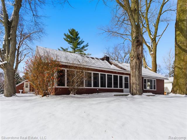 Builiding view three for 2098 Dunwoodie, Ortonville, MI. 48462