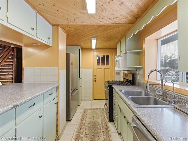 Builiding view twelve for 2098 Dunwoodie, Ortonville, MI. 48462