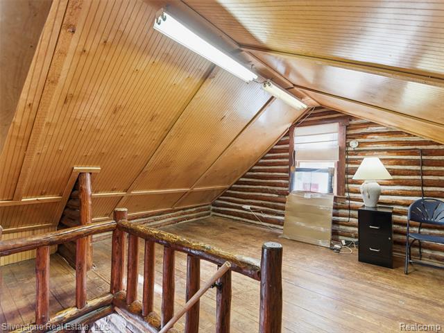 Builiding view twenty five for 2098 Dunwoodie, Ortonville, MI. 48462