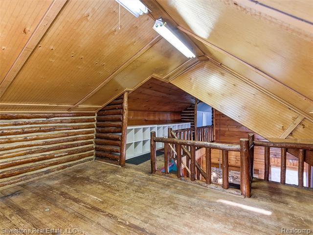 Builiding view twenty six for 2098 Dunwoodie, Ortonville, MI. 48462